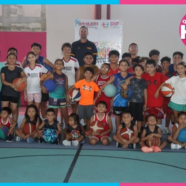 Clínica de basquetbol reúne a jóvenes en Isla Mujeres