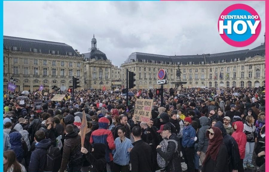 Miles de jóvenes protestan en París contra el costo de la vida