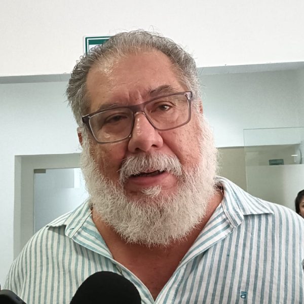 Amatur pide eliminar revisión aduanera en aeropuertos