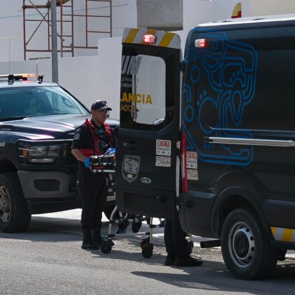 Hospitalizan a alumno tras emergencia en secundaria