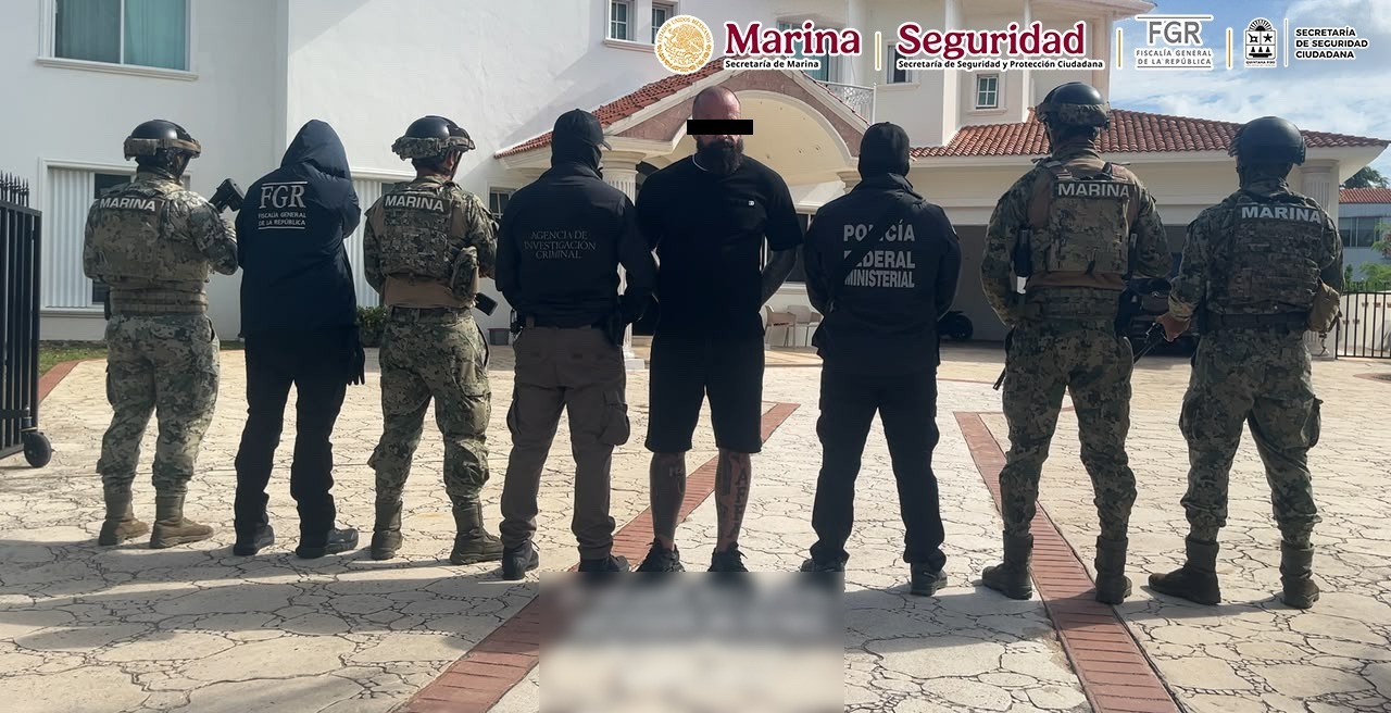 Detienen en Cancún a presunto líder criminal; aseguran armas y droga