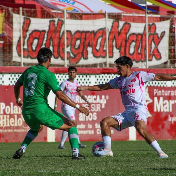 Pioneros suma y el Inter Playa se hunde en la tabla