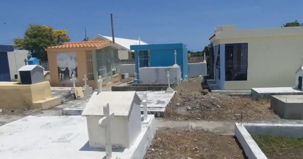 El “Infonavit” de los muertos: mausoleos en Bonfil
