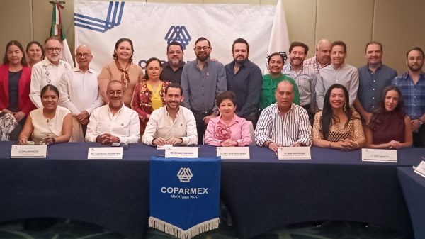 Coparmex pide frenar abusos contra turistas en Quintana Roo
