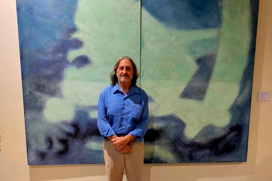 Alejandro Folgarolas dona obra al Teatro de la Ciudad