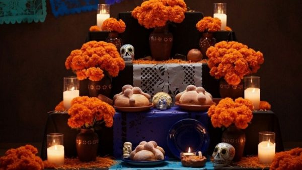 Altares de Día de Muertos en Cancún costarán hasta $4,500