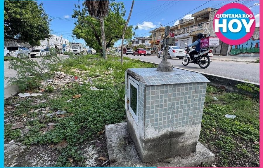 Cruces y nichos recuerdan tragedias viales en Cancún