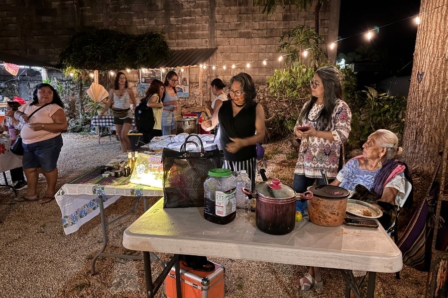 Mercadito Bazar de Uyoolche celebra el Día de Muertos
